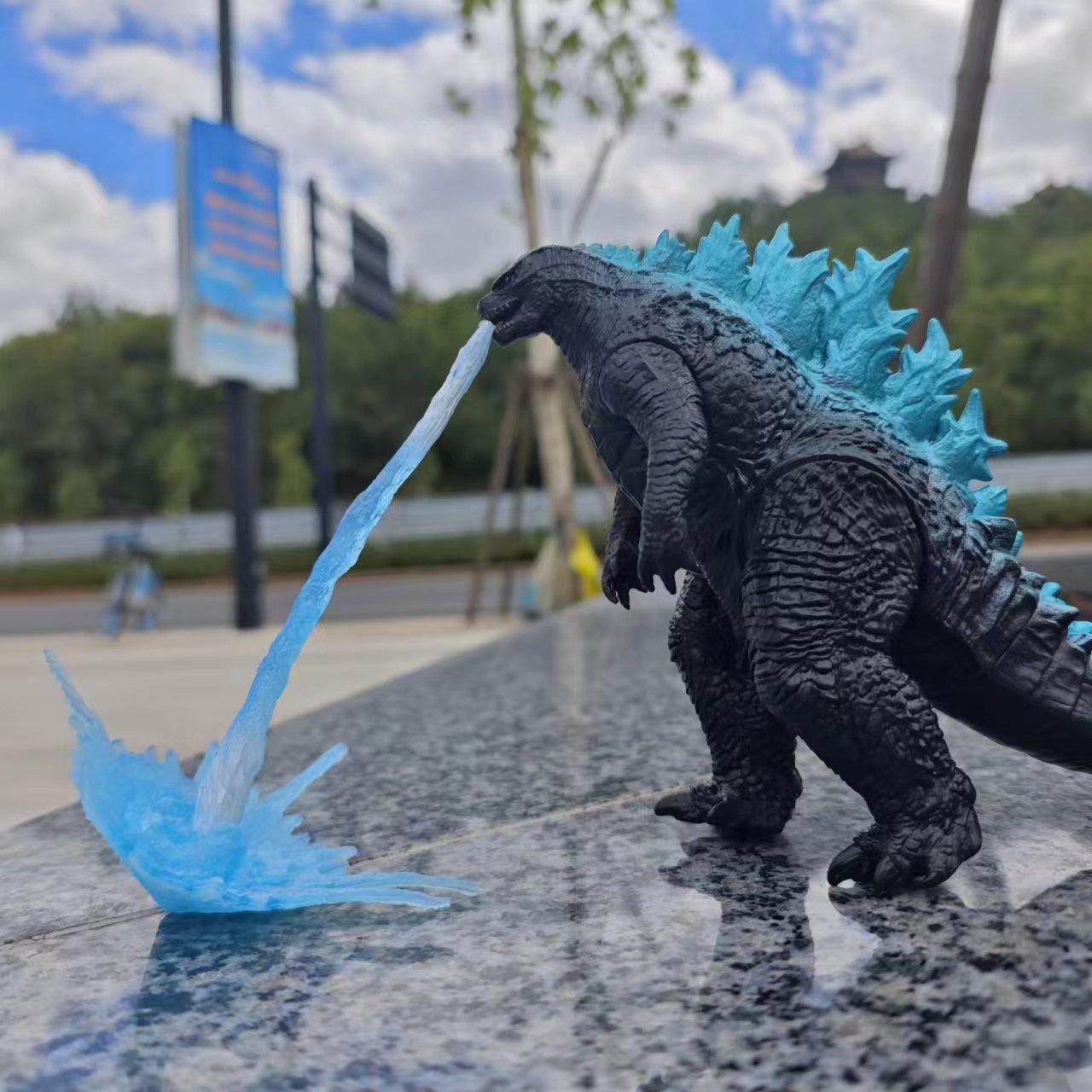 New Godzilla Breath Action Fig - Renewable Energy Kids 评论和价格
