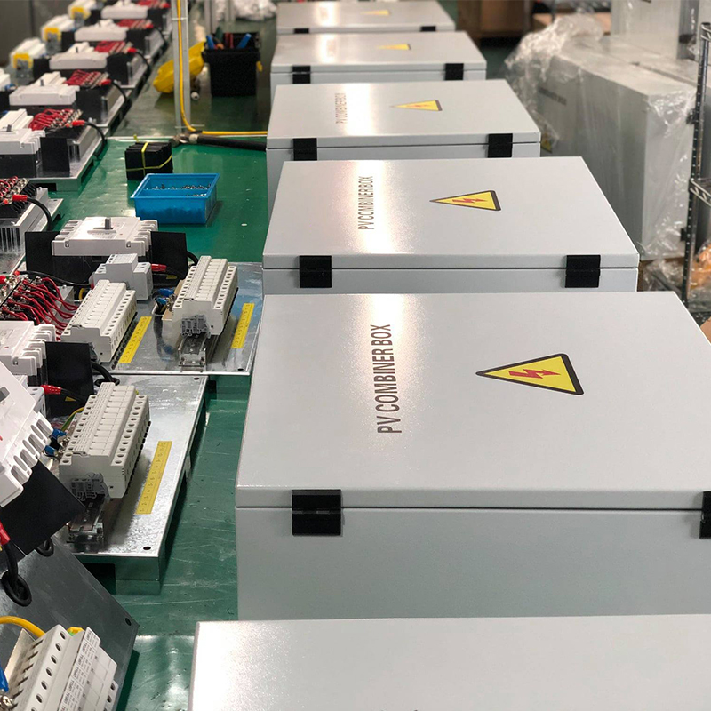2025 Hot Sale Solar Panel Comb - Solar Combiner Box 评论和价格